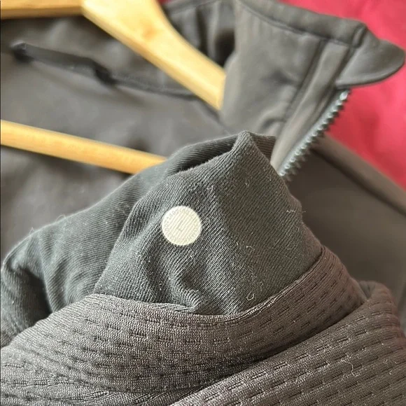 lululemon athletica mixed fabric half zip pullover large black - Picture 14 of 15